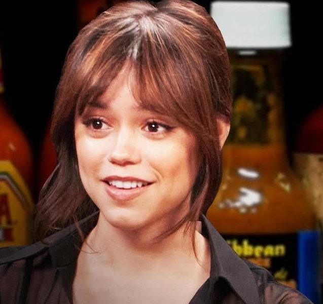 Jenna Ortega – metryka [wiek, wzrost, mąż i dzieci, pochodzenie, rodzina, życiorys]