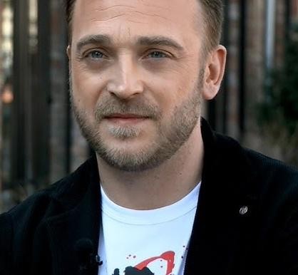Pięknie podane danie kuchni polskiej w nowoczesnym wydaniu.