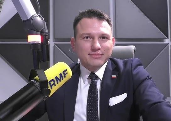 Sławomir Mentzen podczas wiecu wyborczego